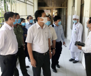 Cà Mau cách ly 2 ca sốt, ho có tiếp xúc gần với người Trung Quốc