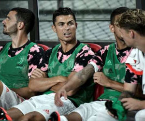 CĐV Hàn Quốc thắng kiện khi Ronaldo không vào sân như quảng cáo