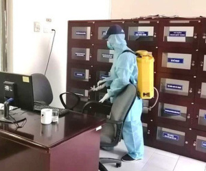 Loạn giá dịch vụ phun xịt khử trùng nhà cửa vì virus corona