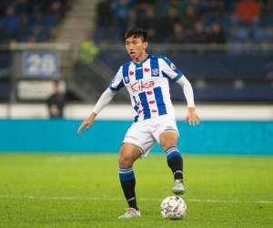 Văn Hậu chơi trọn vẹn cả trận trong chiến thắng đậm của Heerenveen