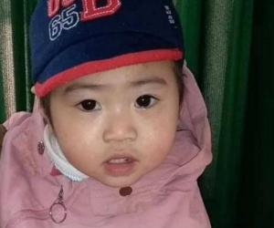 Thái Bình: Bé gái hơn 1 tuổi bị bỏ rơi tại sân nhà người dân cùng chữ ký 'Người mẹ không tốt'