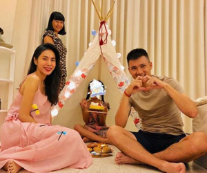 Bị chỉ trích làm màu, Thủy Tiên - Công Vinh nói lý do luôn giấu mặt con gái