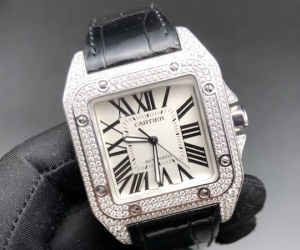 Nhân viên dọn vệ sinh sân bay Nội Bài 'cầm nhầm' đồng hồ hàng hiệu Cartier của khách