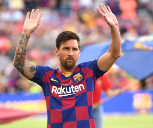 Emmanuel Petit: Messi không phải Cristiano Ronaldo, không đủ sức chơi ở Premier League
