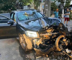 Khởi tố, bắt tạm giam tài xế lái Mercedes tông chết người ở TP.HCM