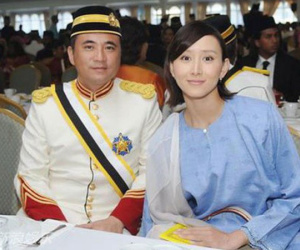Làm vợ con trai gia tộc giàu nức tiếng Malaysia, đệ nhất mỹ nhân sống như 'nữ hoàng'