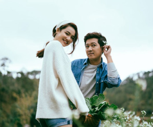 Vợ chồng Trường Giang - Nhã Phương khiến dân tình 'phát sốt' với bộ ảnh Valentine ngọt ngào, từng khoảnh khắc đều như một thước phim ngôn tình