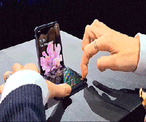 'Cuộc chiến' Apple - Samsung làm smartphone tăng giá mạnh