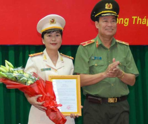 Lần đầu tiên Đồng Tháp có nữ phó giám đốc Công an Tỉnh