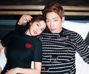 Vợ chồng Bi Rain - Kim Tae Hee chi gần 2 tỷ đồng để làm từ thiện dưới tên con gái út nhân dịp cô bé tròn 100 ngày tuổi