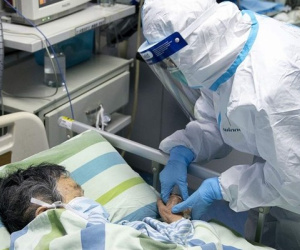 Chuyên gia Trung Quốc cảnh báo người nhiễm Covid-19 khỏi bệnh vẫn có thể lây lan virus