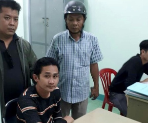 Cựu 'hiệp sĩ' giả danh công an cướp sới bạc ra đầu thú