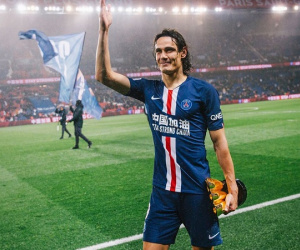 Cavani cán mốc lịch sử PSG, Van Persie khuyên MU mua gấp