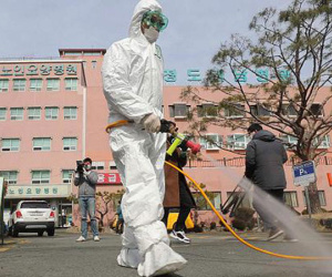 Hàn Quốc có ca tử vong thứ 11 vì virus corona chủng mới, tổng số ca lây nhiễm gần 1000