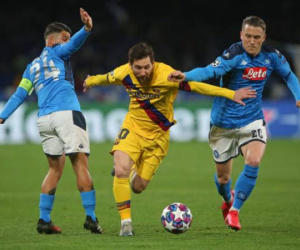 HLV Gattuso: 'Barca chỉ như... gãi ngứa cho Napoli'