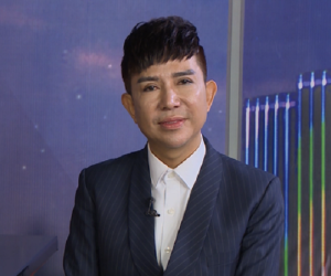 Sau vụ Long Nhật kể bị bắt ở động mại dâm nam, vợ anh uất nghẹn: 'Con có cha mà trở thành con hoang'