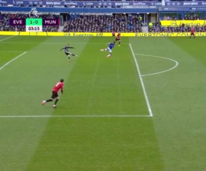 Roy Keane 'dọa giết' De Gea sau sai lầm khó tin