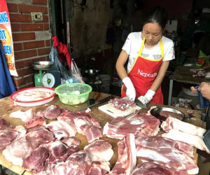 Giá thịt lợn bất ngờ tăng mạnh, trên đà chiếm đỉnh kỷ lục