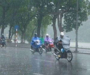 Mưa dông khắp miền Bắc từ đêm nay