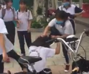'Giáo viên che giấu việc nữ sinh bị đánh là không chấp nhận được'