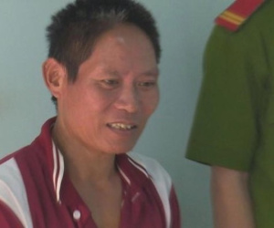 Dâm ô con gái riêng của vợ, đánh luôn vợ khi bị phát hiện