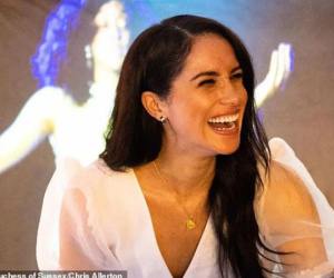 Vừa mới trở về hoàng gia Anh, Meghan Markle đã 'gây thù' với mẹ chồng bằng chiêu thức từng làm với chị dâu Kate
