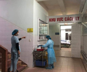 Bố của bệnh nhân thứ 17 đã tiếp xúc bao nhiêu người?