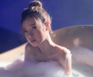Midu ngày càng gợi cảm, diện đồ sexy buông lơi