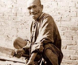 Luật nhân quả: Còn sống tham lam lấy của người khác, về già phải chịu quả báo thảm khốc