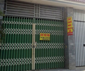 Chủ nhà trọ hối hả tìm khách thuê
