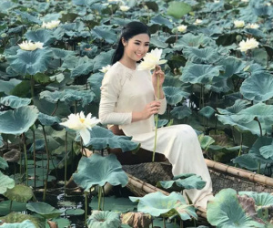 'Cô dâu hụt' Ngọc Hân khoe bộ ảnh đẹp sau tin đồn hoãn cưới vì COVID-19