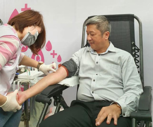 Chưa thấy bằng chứng về virus SARS CoV-2 có khả năng lây truyền qua đường máu