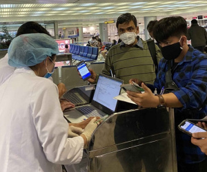 Khai báo y tế gian dối, 'tráo' cách ly: 'Cần công khai danh tính, hình thức xử lý để răn đe'