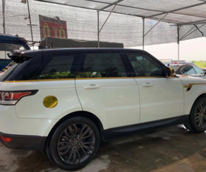 Gặp lại trai nghèo đã từng tỏ tình 6 năm trước trong buổi họp lớp, cô gái tiếc xót khi nhìn thấy xe sang tiền tỷ anh chàng đi