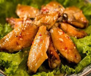 Chuyên gia chỉ rõ 4 bộ phận gà tưởng ngon nhưng chứa đầy mầm bệnh, nên ăn hay vứt bỏ?