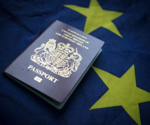 Dừng nhập cảnh khách du lịch thuộc khu vực Schengen và Anh