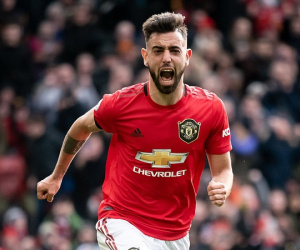 Bruno Fernandes khiêm tốn phủ nhận công lao thay đổi bộ mặt MU