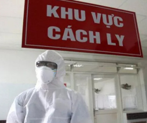 Đội phản ứng nhanh của BV Bạch Mai đến hỗ trợ BV Bệnh nhiệt đới điều trị bệnh nhân COVID-19 diễn biến nặng