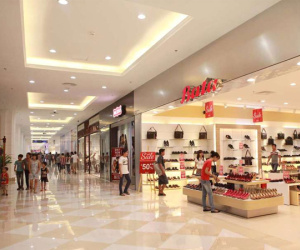 Làm gì để tránh COVID-19 khi đến trung tâm thương mại, siêu thị, nhà hàng, khách sạn, khu du lịch