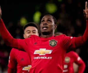 Ighalo toả sáng, Shanghai Shenhua hét giá với M.U