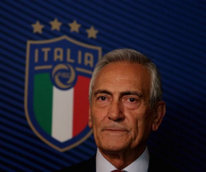 Italy đề nghị UEFA hoãn Euro 2020