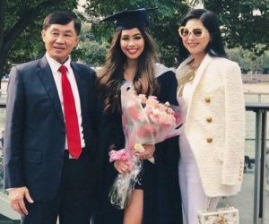 Con gái nhận kết quả âm tính lần 1 với Covid-19, bố mẹ Tiên Nguyễn liền góp 6 tỷ đồng hỗ trợ chống dịch