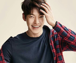 Kim Woo Bin khiến cả xứ Hàn cảm động với hành động nhận đạo giúp trẻ em ung thư giữa tin đồn bị nhiễm Covid-19