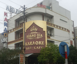 Phá tụ điểm, bắt giữ 68 đối tượng thác loạn trong quán karaoke nổi tiếng ở Nam Định