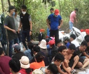 Công an Đồng Nai triệt phá sới bạc, bắt nóng trùm cờ bạc Tình 'Số'
