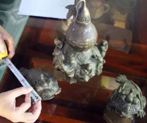 Sự thực về bình hồ lô đúc nổi bát tiên giá tỷ đô la