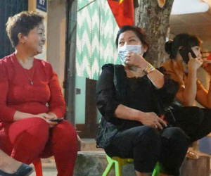 Gỡ bỏ cách ly, người dân Trúc Bạch vui hơn giao thừa ngày Tết, riêng số nhà 125, 113 và 115 vẫn trong diện theo dõi