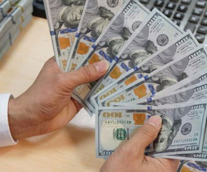 Giá USD ngân hàng vượt 23.600 đồng