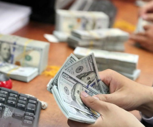 NHNN chính thức điều chỉnh tỷ giá ngoại tệ, rẻ hơn giá thị trường