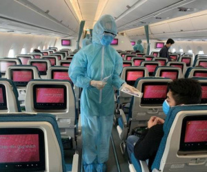 Bộ Y tế thông báo khẩn: Tìm hành khách trên 7 chuyến bay xác nhận có ca mắc Covid-19
